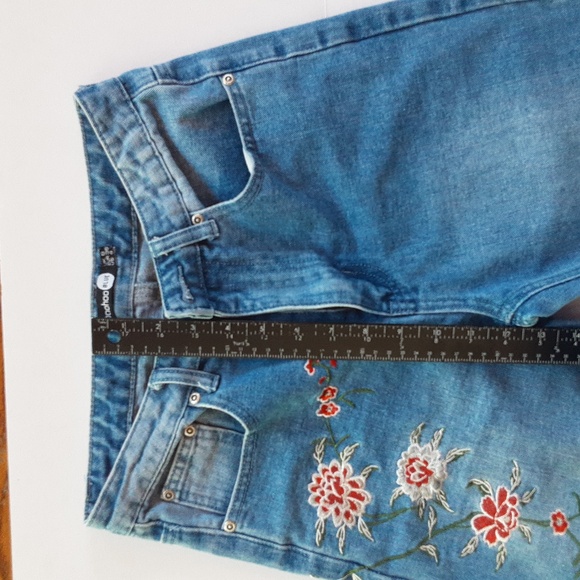 Embroidery jeans - Picture 10 of 14